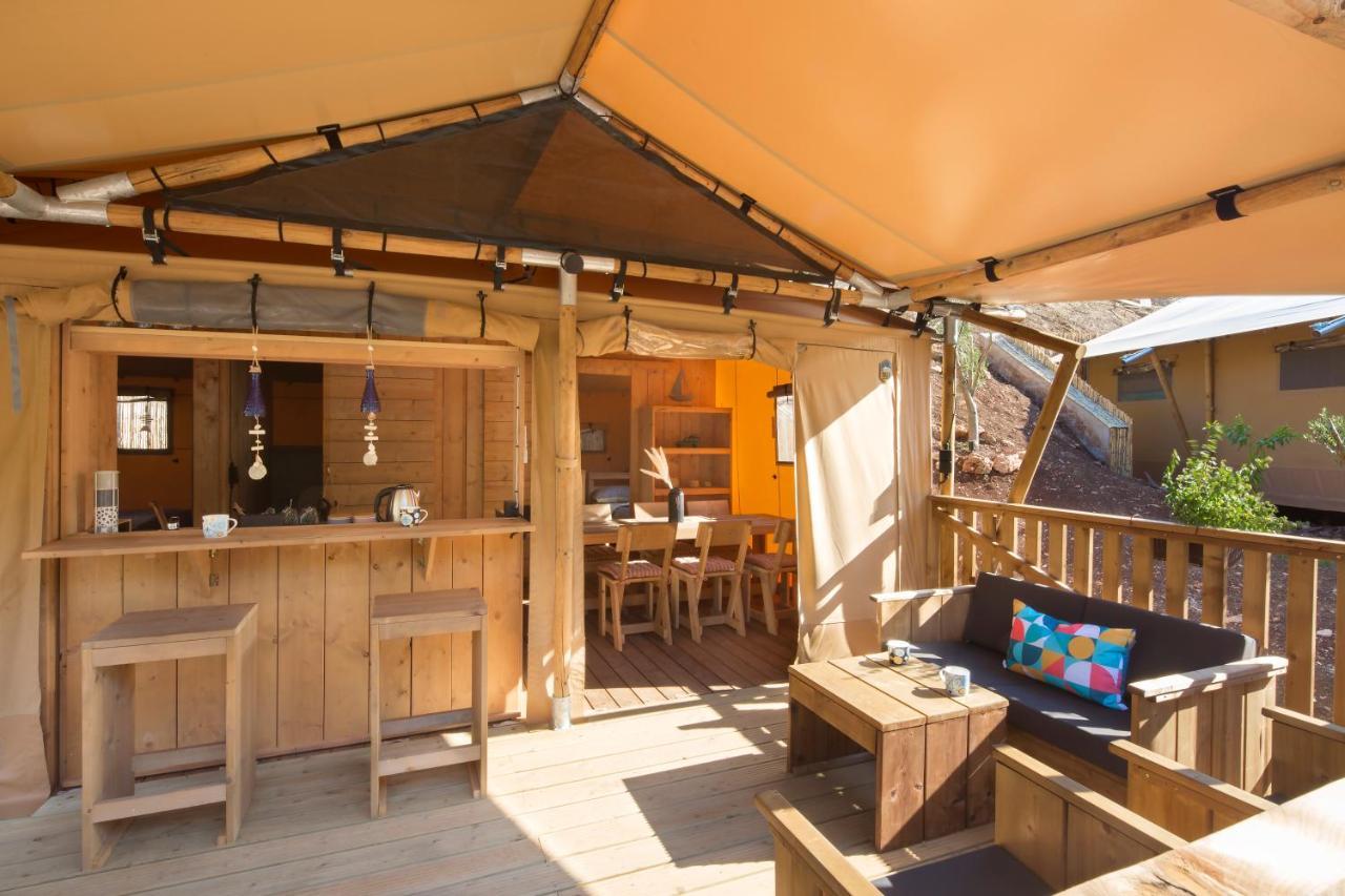 Sea Glamping Hotel โกตอร์ ภายนอก รูปภาพ