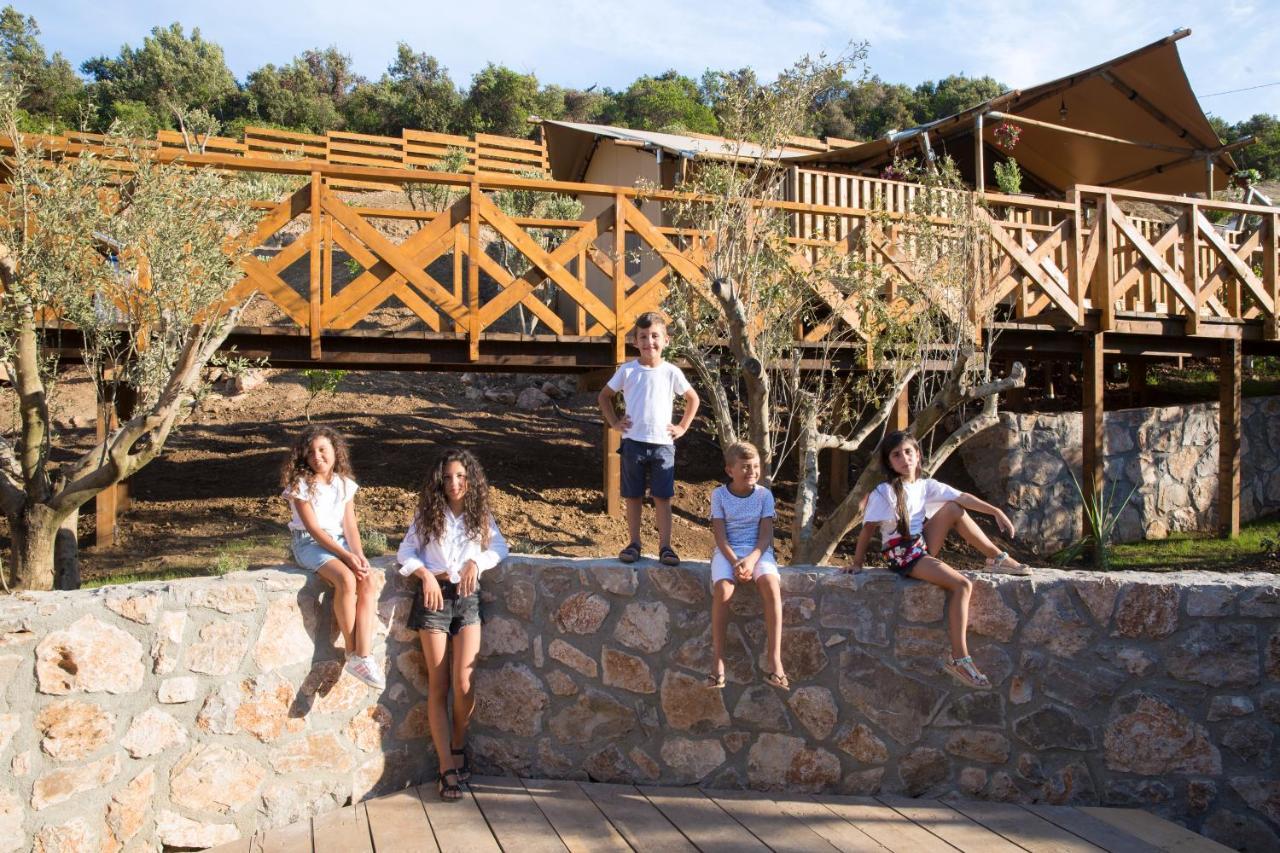 Sea Glamping Hotel โกตอร์ ภายนอก รูปภาพ