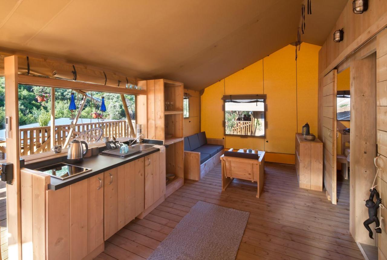Sea Glamping Hotel โกตอร์ ภายนอก รูปภาพ