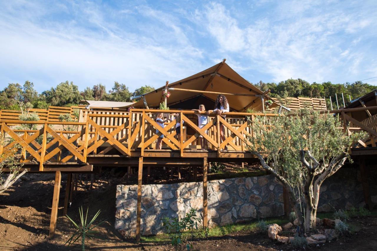 Sea Glamping Hotel โกตอร์ ภายนอก รูปภาพ