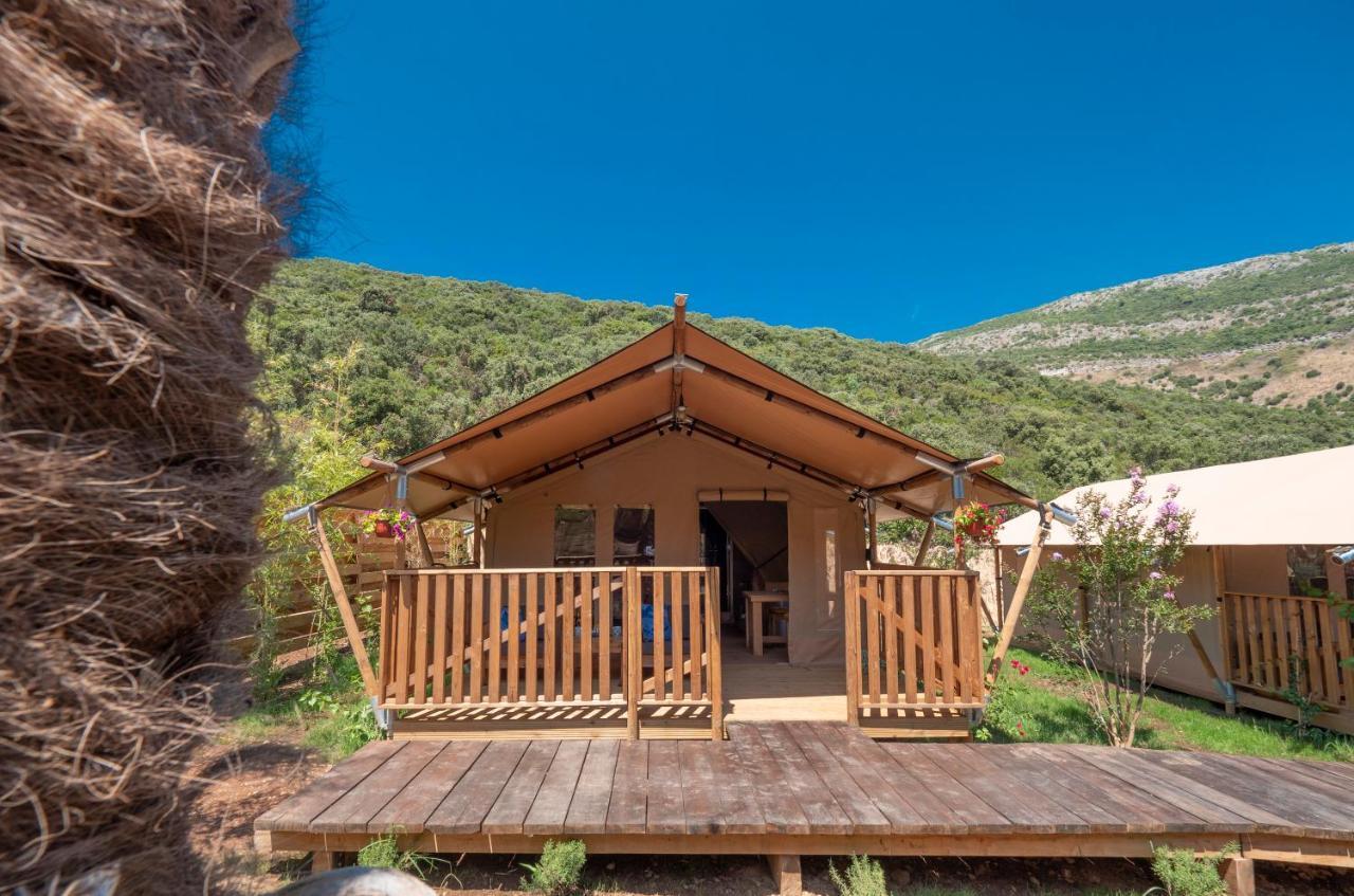 Sea Glamping Hotel โกตอร์ ภายนอก รูปภาพ