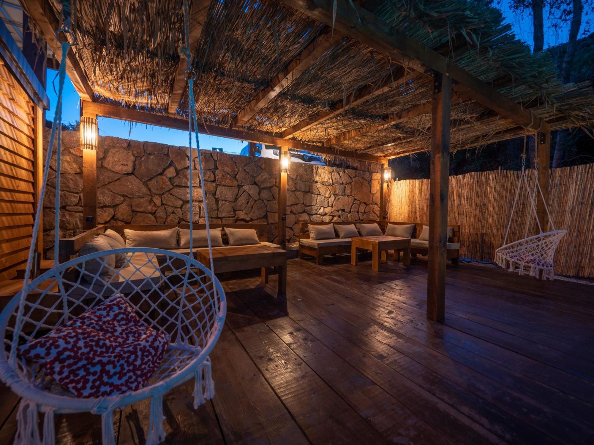 Sea Glamping Hotel โกตอร์ ภายนอก รูปภาพ